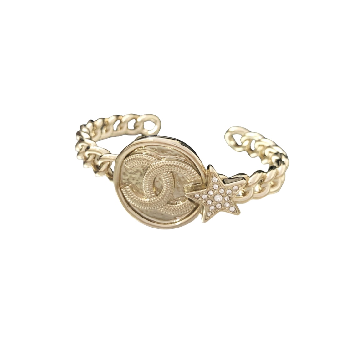 CCS020 Chanel Star and gold coin bracelet - ccjewelryacc