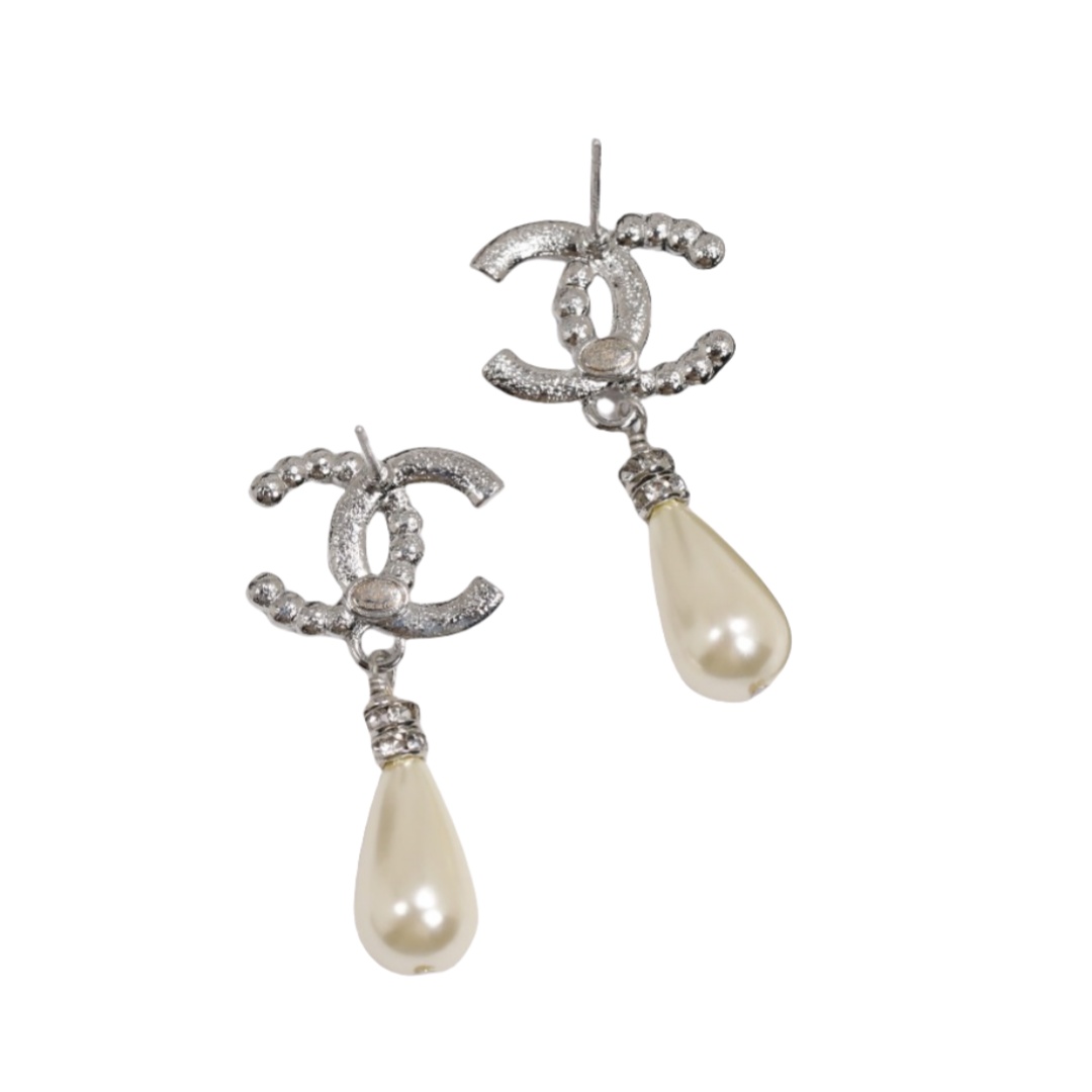 CCE554 Chanel 24s pearl and crystal cc logo stud earrings - ccjewelryacc