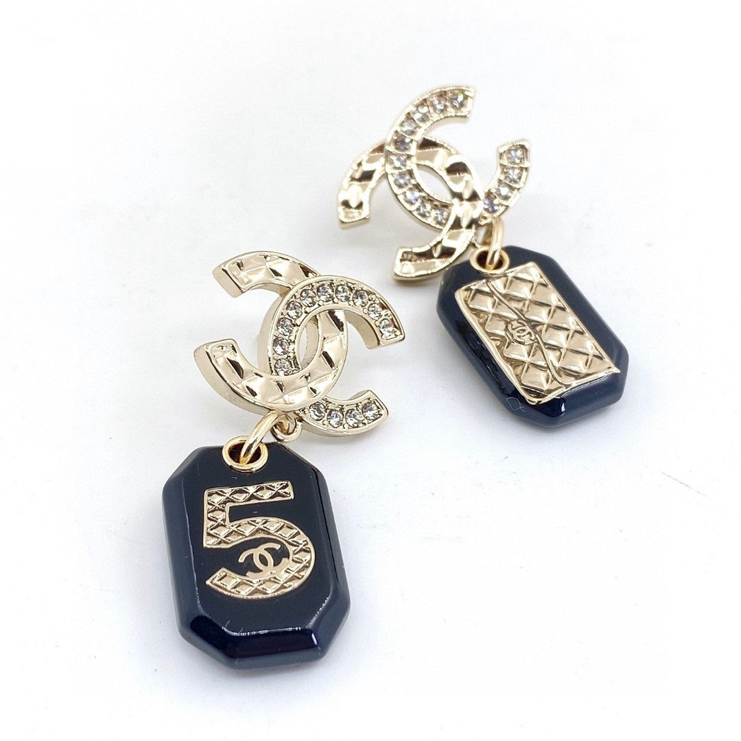 CCE371 Chanel Double C rhinestone square acrylic pendant asymmetrical pattern earrings - ccjewelryacc