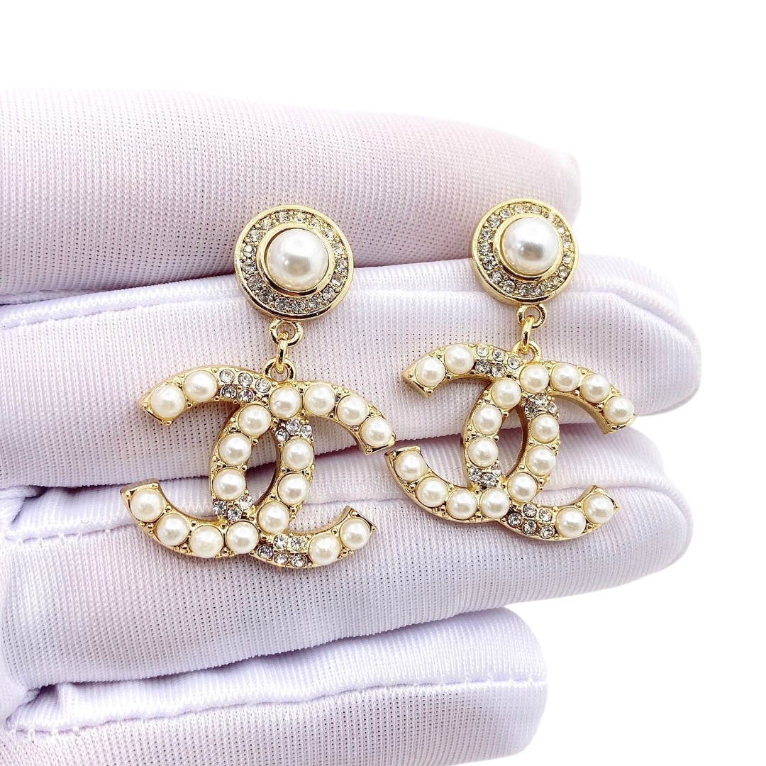 CCE080 Chanel crystal and pearls drop earrings - ccjewelryacc