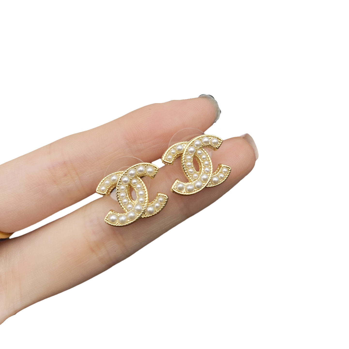CCE618 Chanel pearl double c stud earrings - ccjewelryacc
