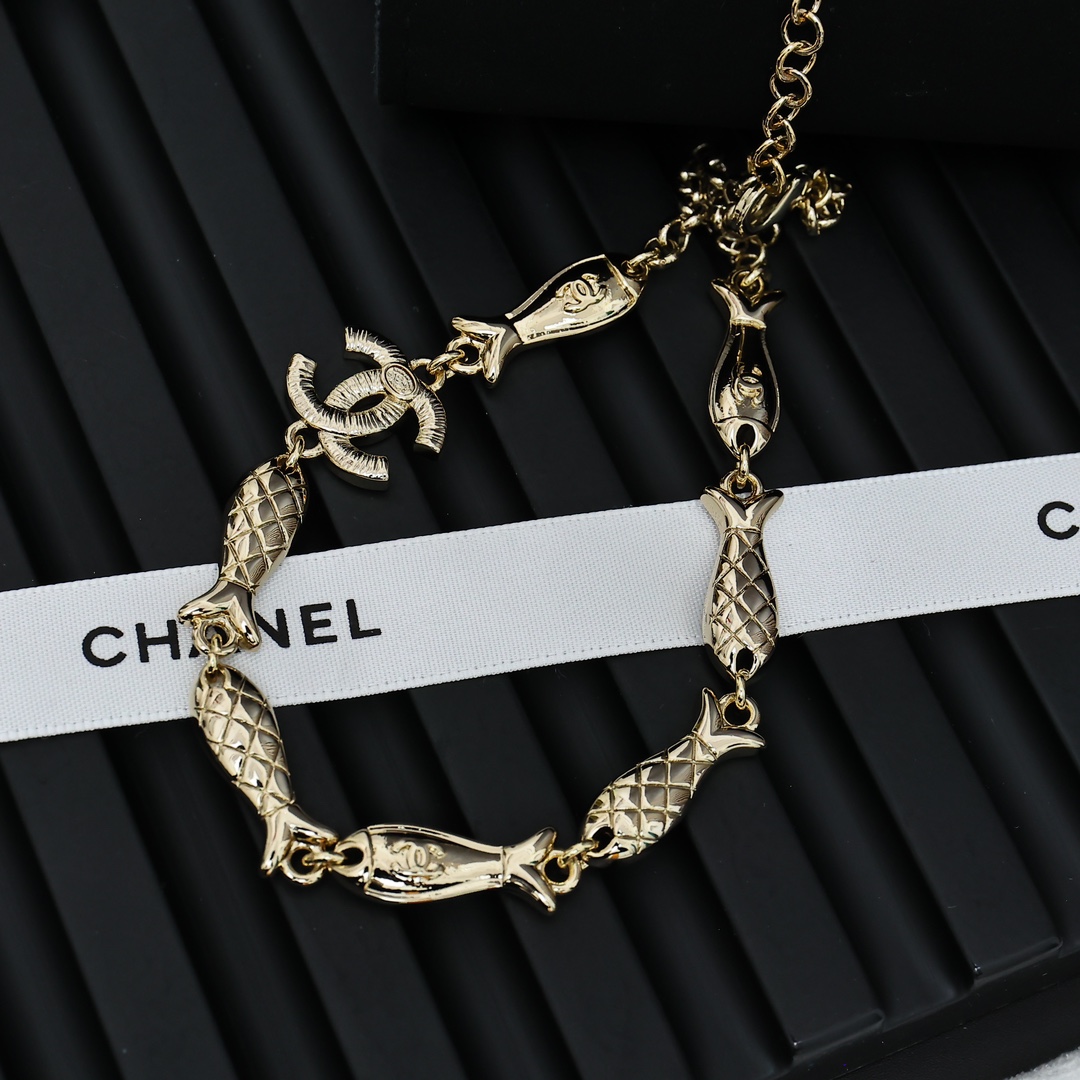 CCN084 Chanel 25 Fantasy Ocean series fish choker necklace - ccjewelryacc