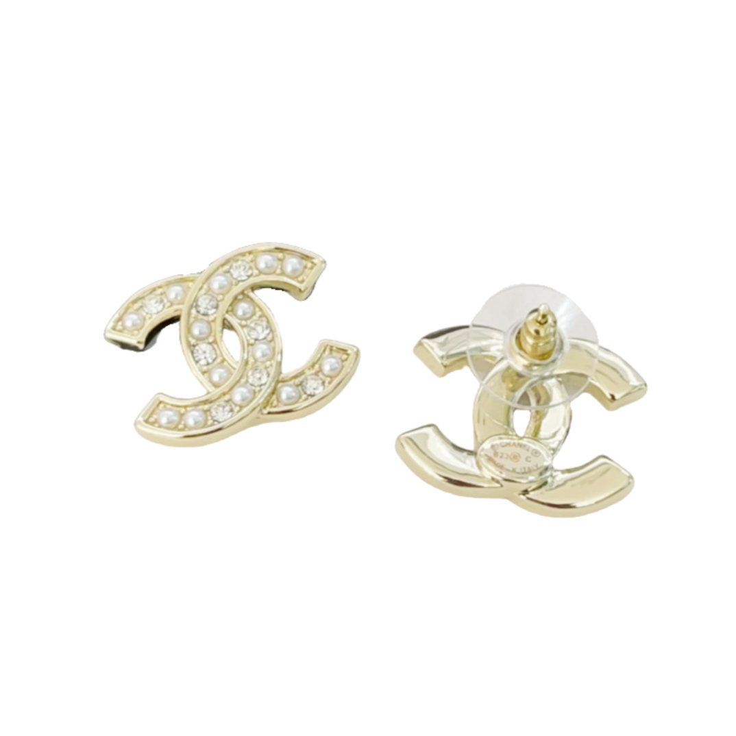 CCE390 Chanel crystal and pearl cc stud earrings - ccjewelryacc