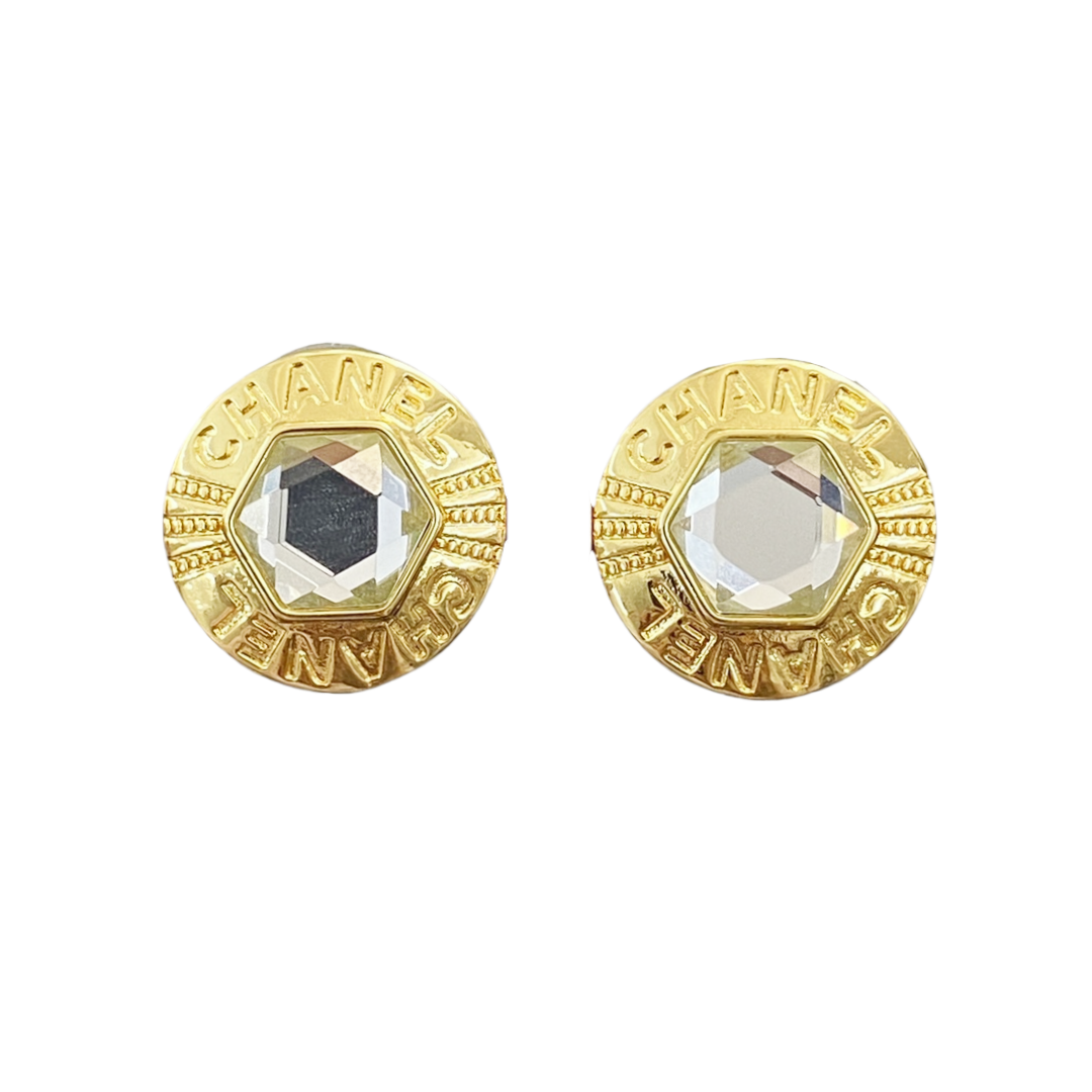 CCE720 Chanel Vintage round cc stud logo - ccjewelryacc