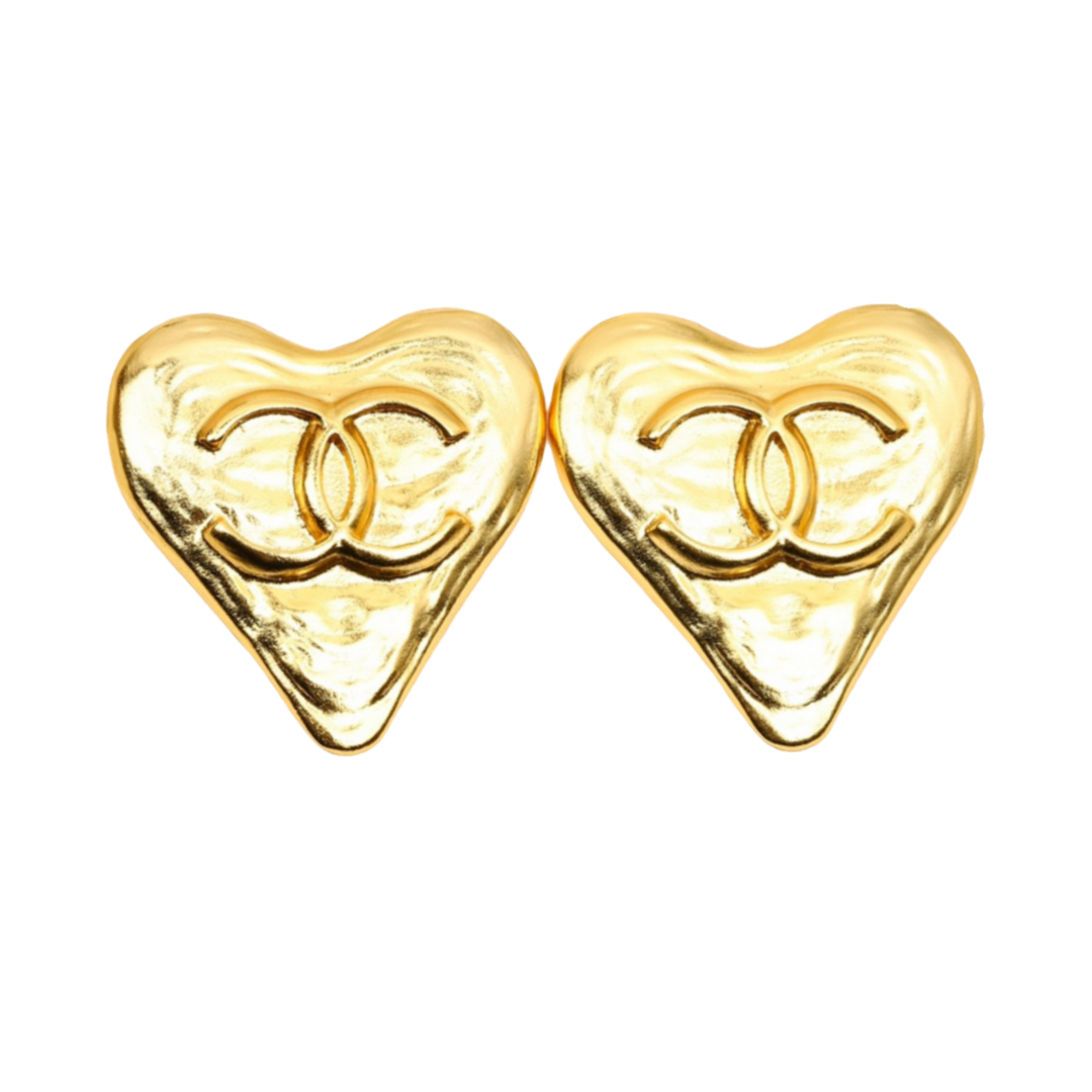 CCE078 Chanel vintage gold heart stud earrings - ccjewelryacc