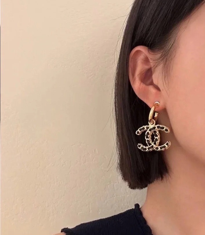 CCE003 Metal and leather classical Double c cc logo stud earring - ccjewelryacc