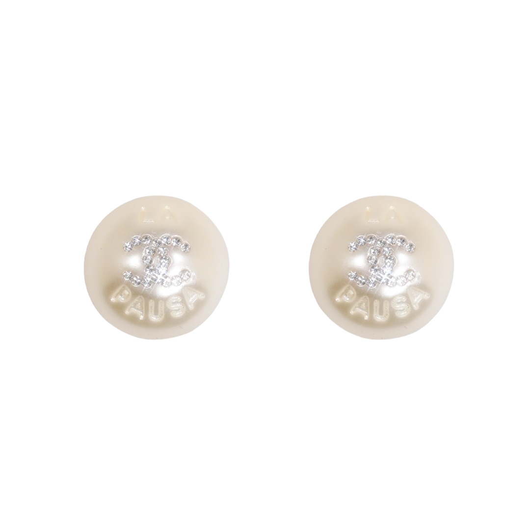 CCE810 Round Pearl with crystal CC Logo stud earrings - ccfashionjewelry