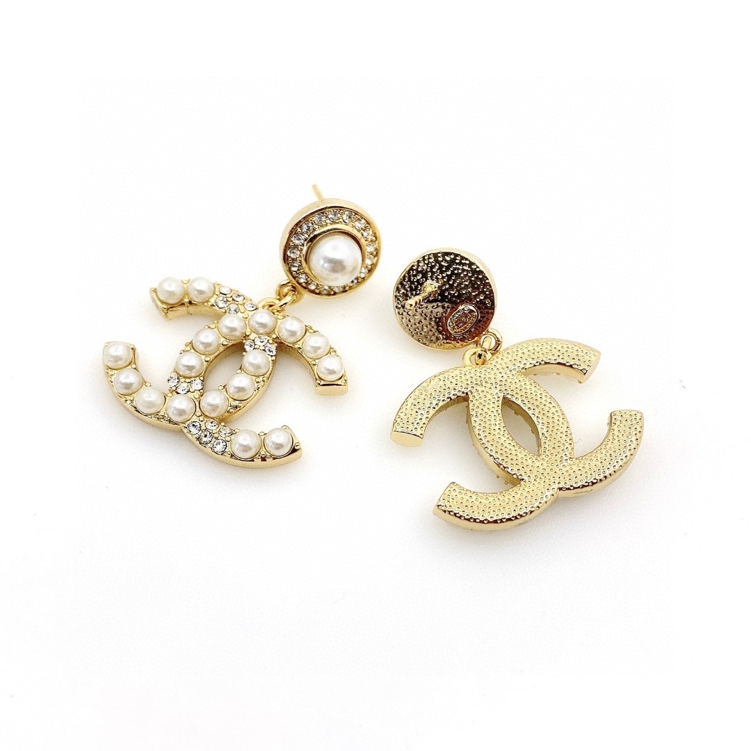 CCE080 Chanel crystal and pearls drop earrings - ccjewelryacc