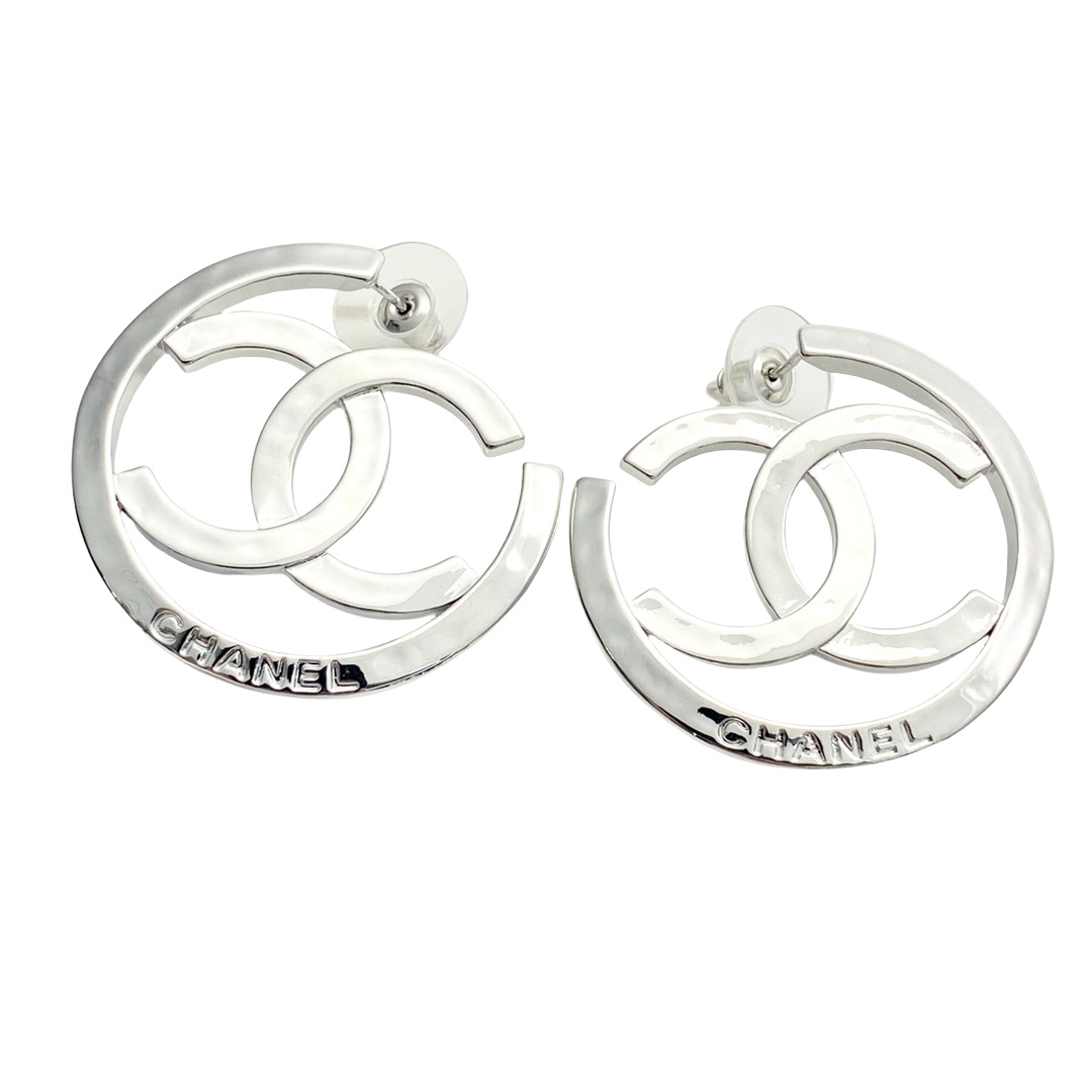 CCE071 Chanel 25 metal hollow cc logo hoop earrings - ccjewelryacc
