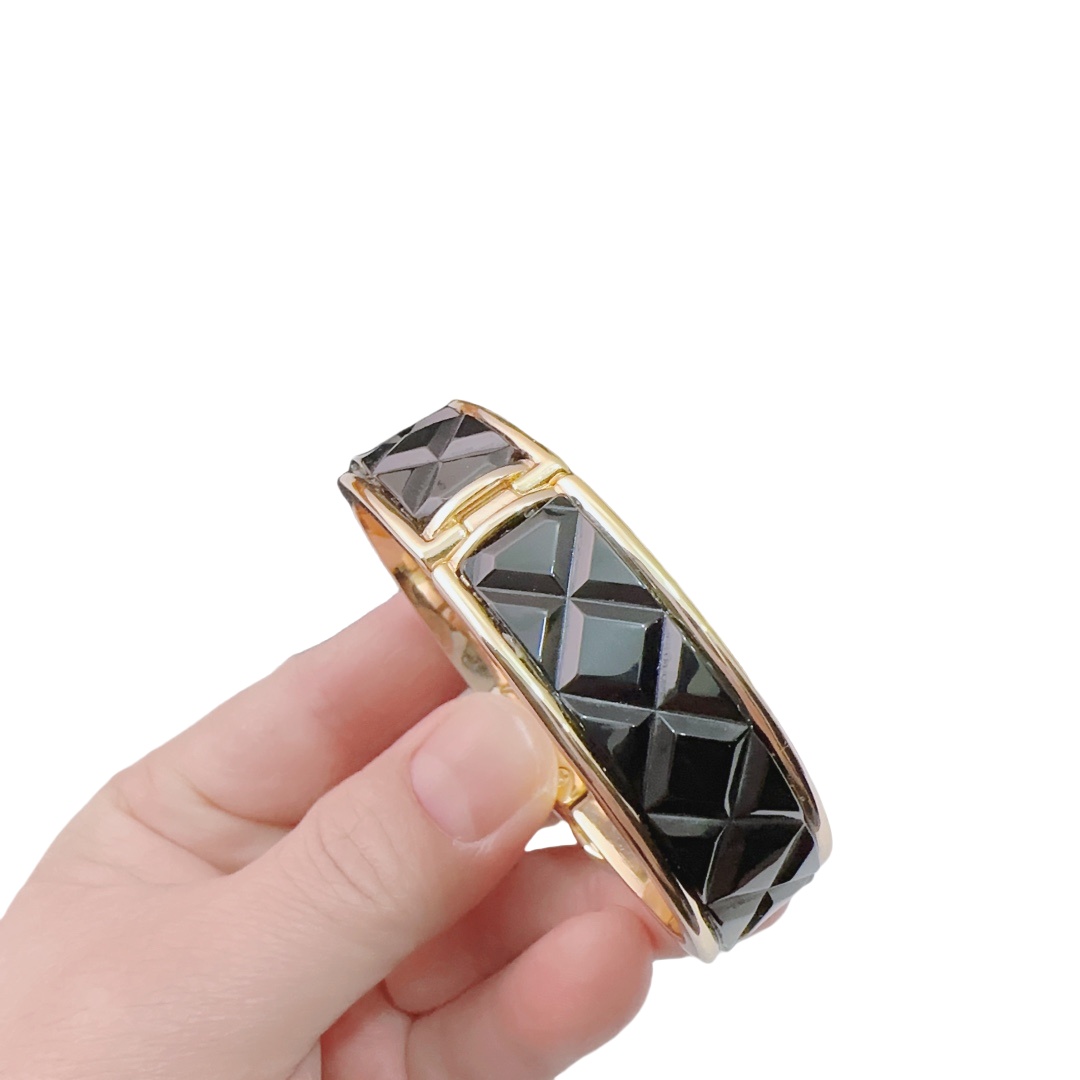 CCS088 chanel quilted bracelet - ccjewelryacc