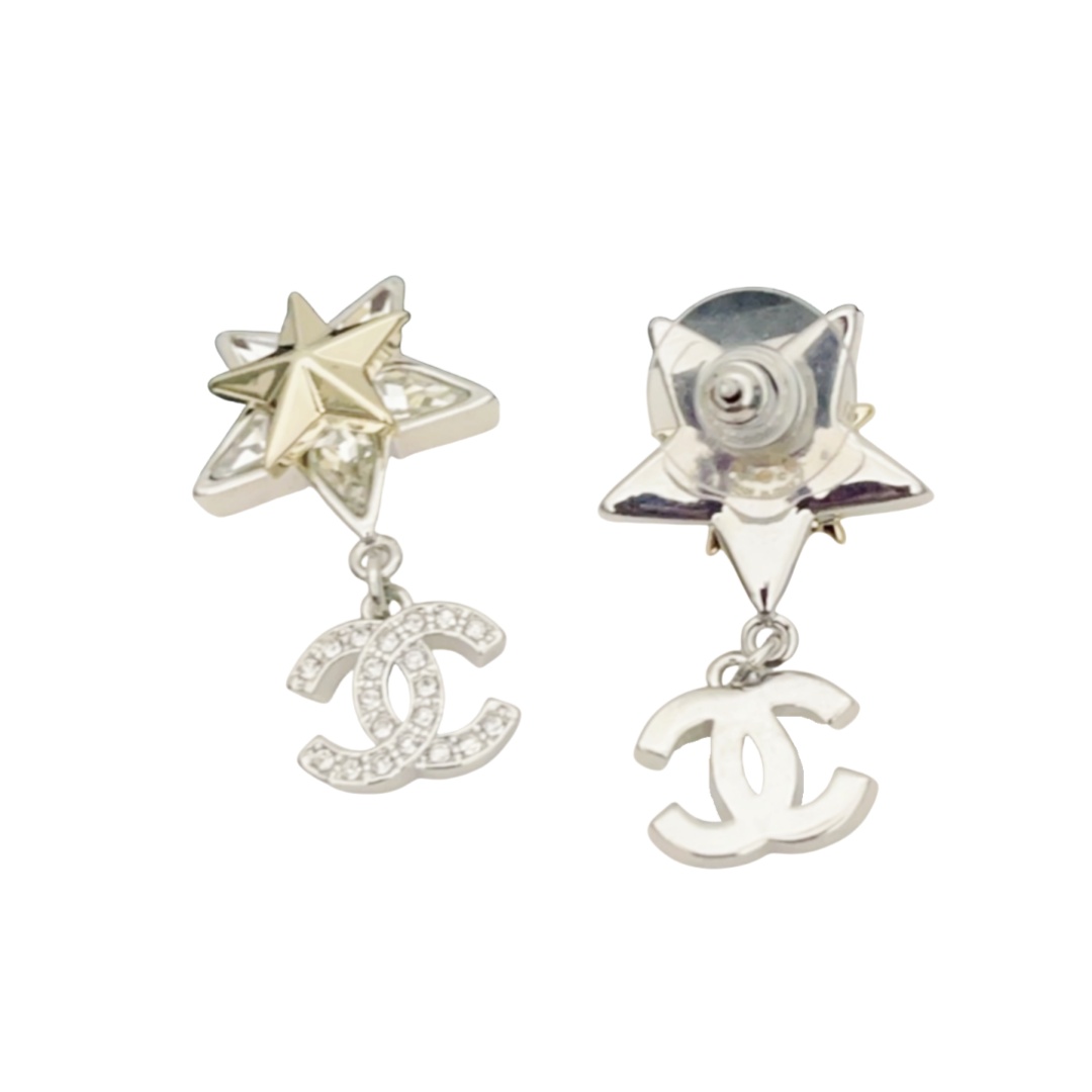 CCE108 Chanel silver crystal star earrings - ccjewelryacc