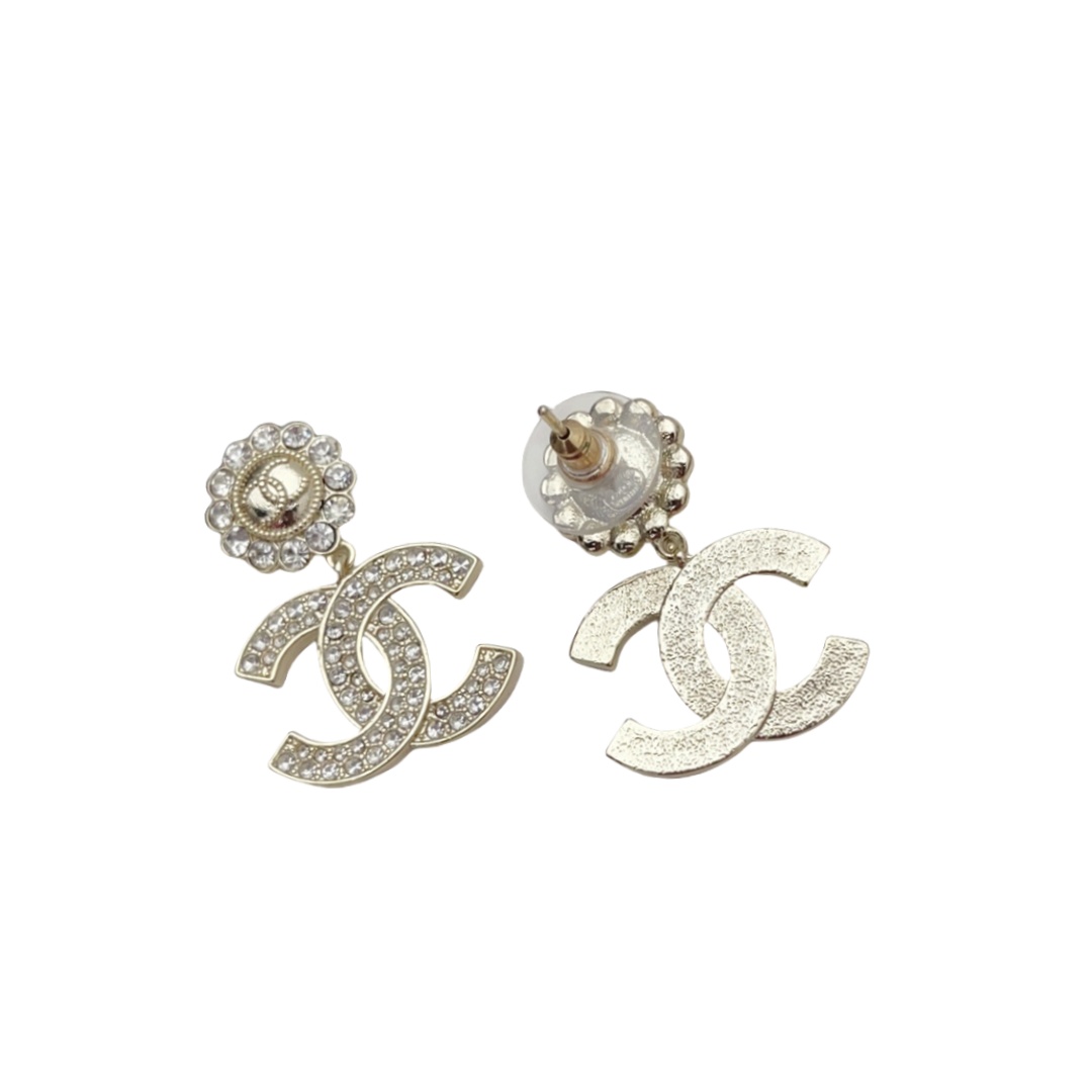 CCE088 Metal crystal and pearls CC logo drop earrings - ccjewelryacc