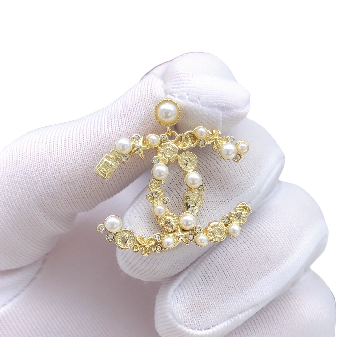 CCE092 Metal Perfume bottle No 5 star four-leaf clover multi-element cc logo earrings - ccjewelryacc