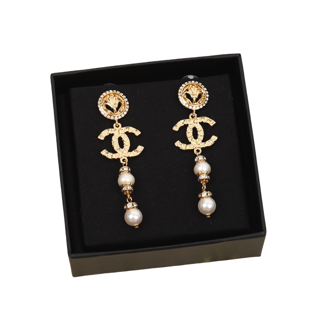 CCE099 Vintage CC logo pearl drop earring - ccjewelryacc