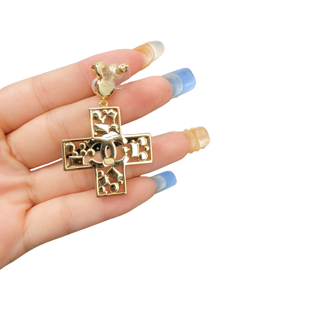 CCE112 Special-shaped crystal cc logo earring - ccjewelryacc