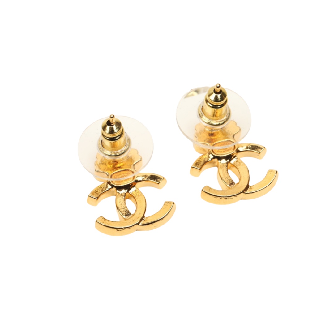 CCE114 Metal gold conch and CC logo earrings with color crystal - ccjewelryacc