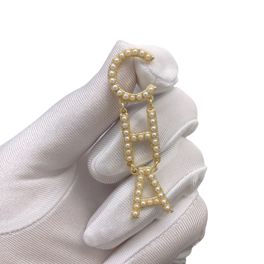 CCE808 Large Full pearls/crystal chanel letter earrings - ccjewelryacc