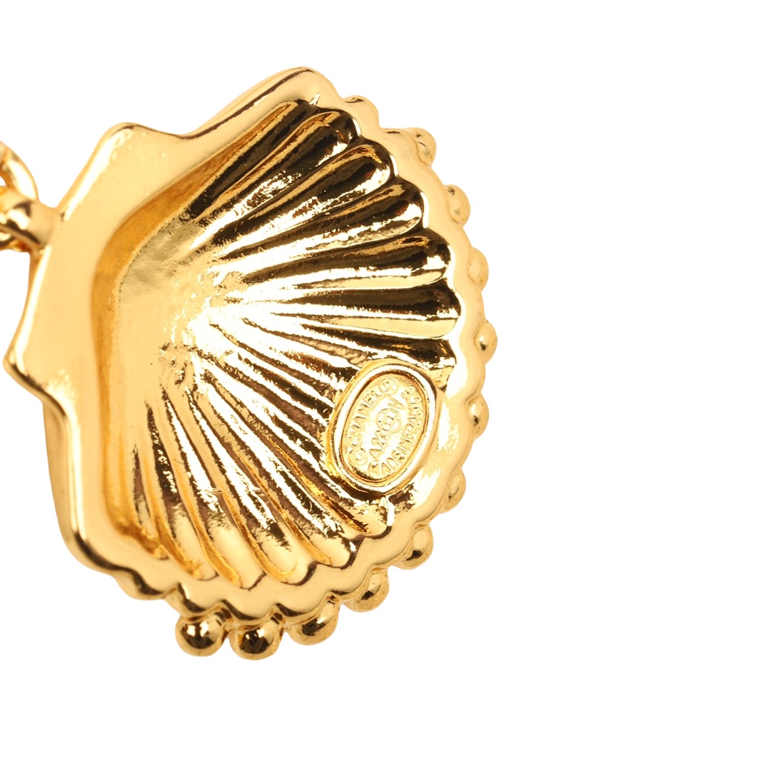 CCE114 Metal gold conch and CC logo earrings with color crystal - ccjewelryacc