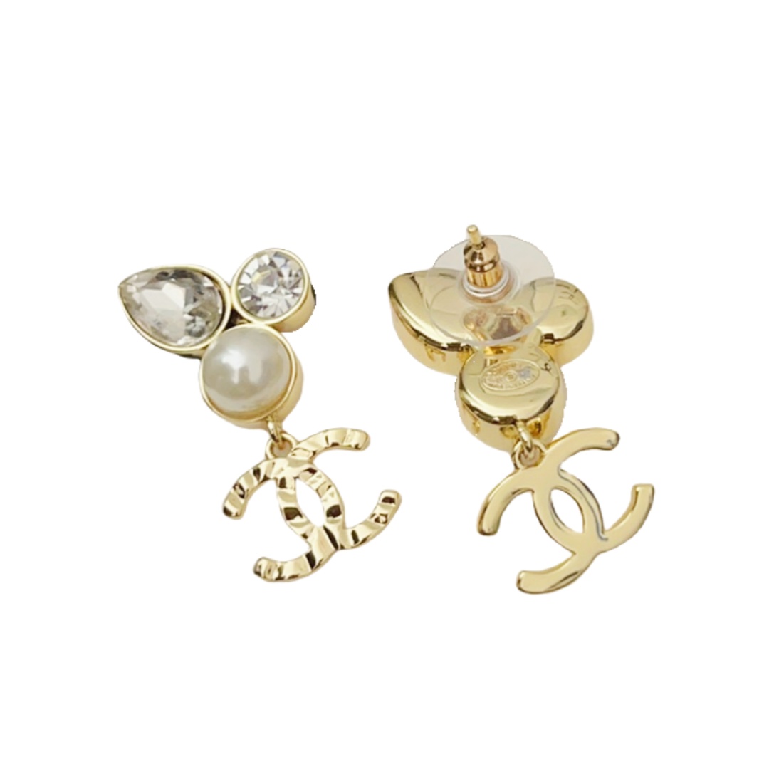 CCE112 Special-shaped crystal cc logo earring - ccjewelryacc