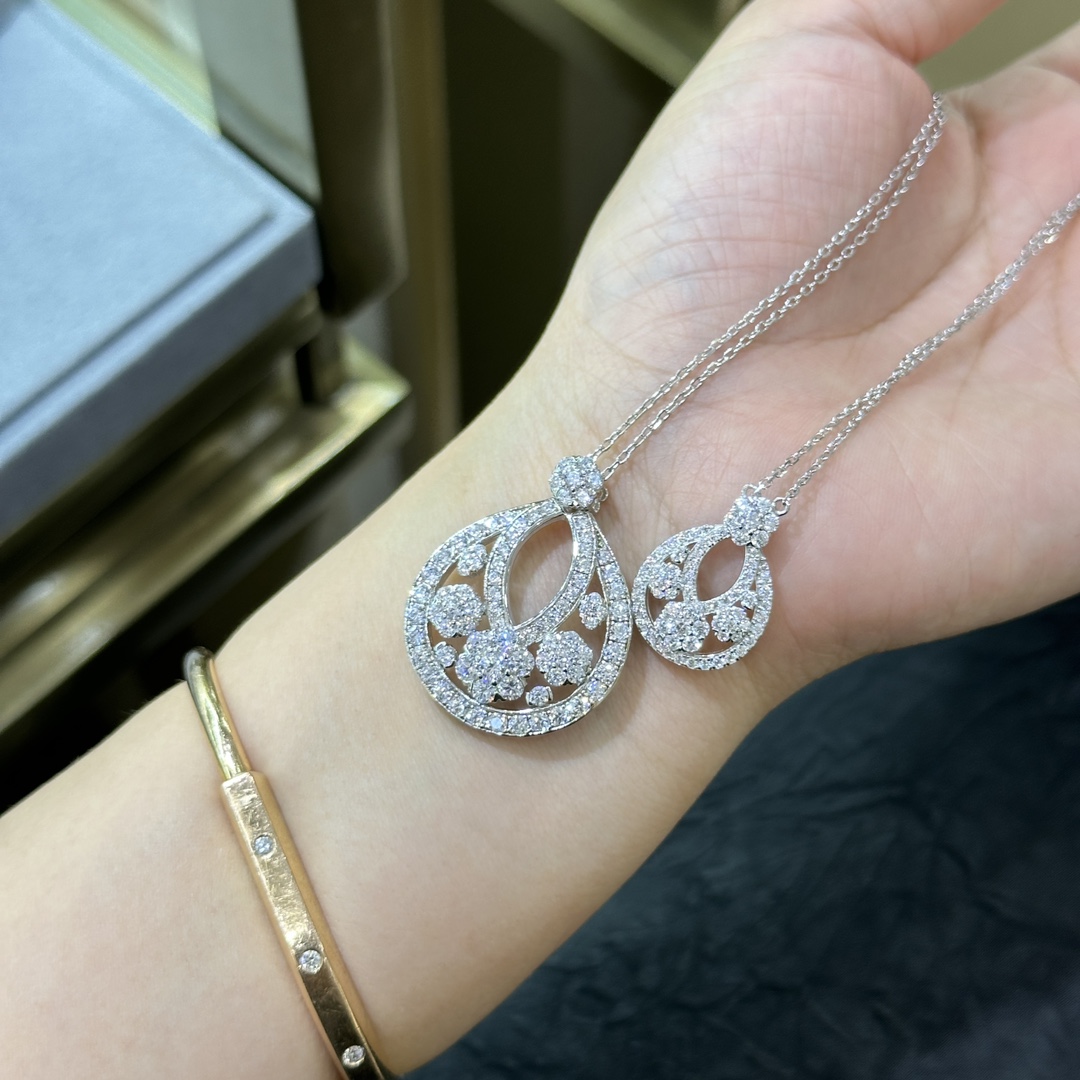 VCES008 18k white gold VCA Snowflake earring clip and snowflake pendant necklace - ccjewelryacc