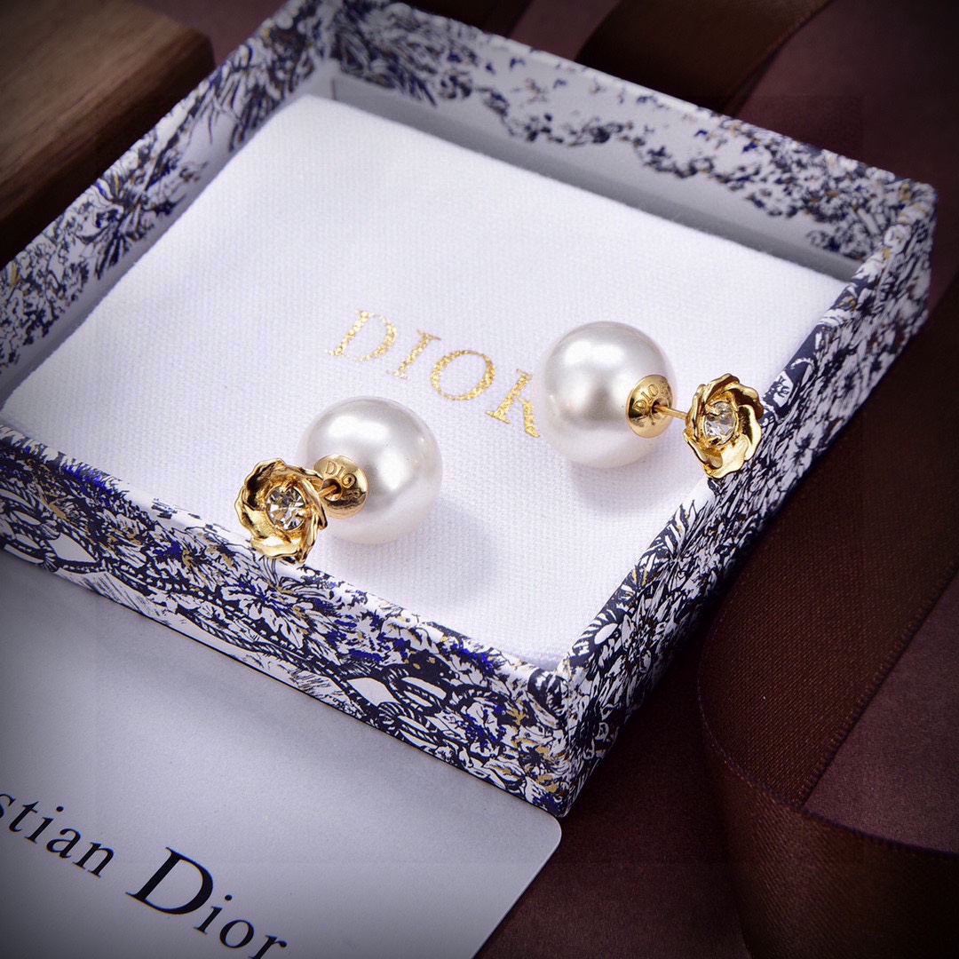 CDE190 Dior pearl camellia earrings for women - ccjewelryacc