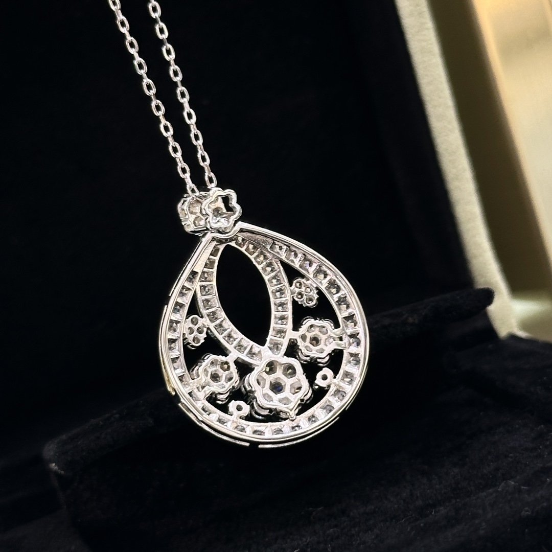 VCES008 18k white gold VCA Snowflake earring clip and snowflake pendant necklace - ccjewelryacc