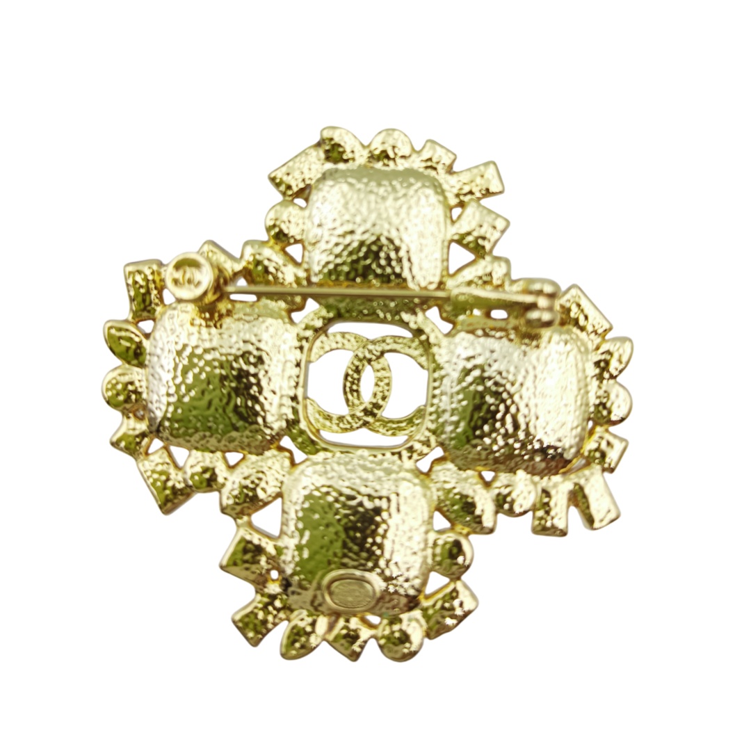 BCB472 Luxury Pink Diamond cross brooch pin with crystal cc logo - ccjewelryacc