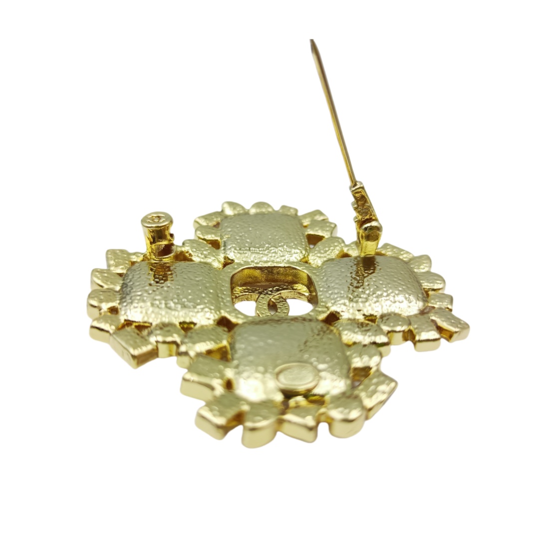 BCB472 Luxury Pink Diamond cross brooch pin with crystal cc logo - ccjewelryacc