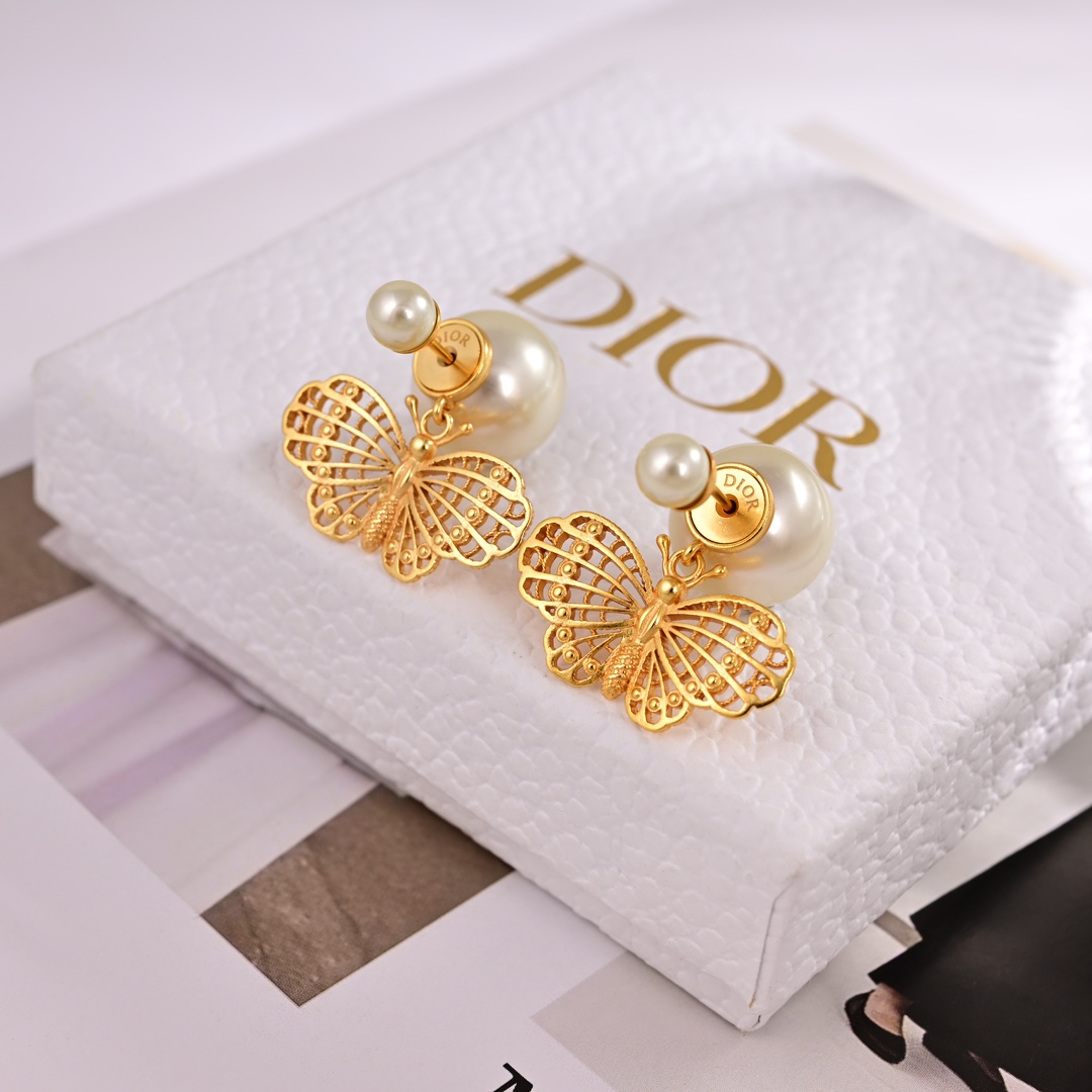 CDE002 Metal and pearl hollow CD butterfly Tribales earrings - ccjewelryacc