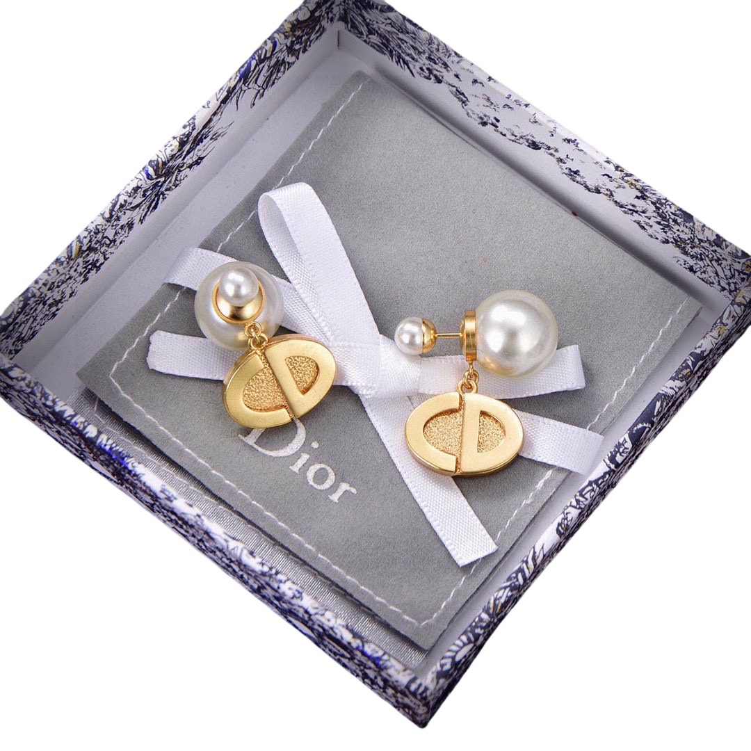 CDE067 Dior Tribales earring in gold finish - ccjewelryacc