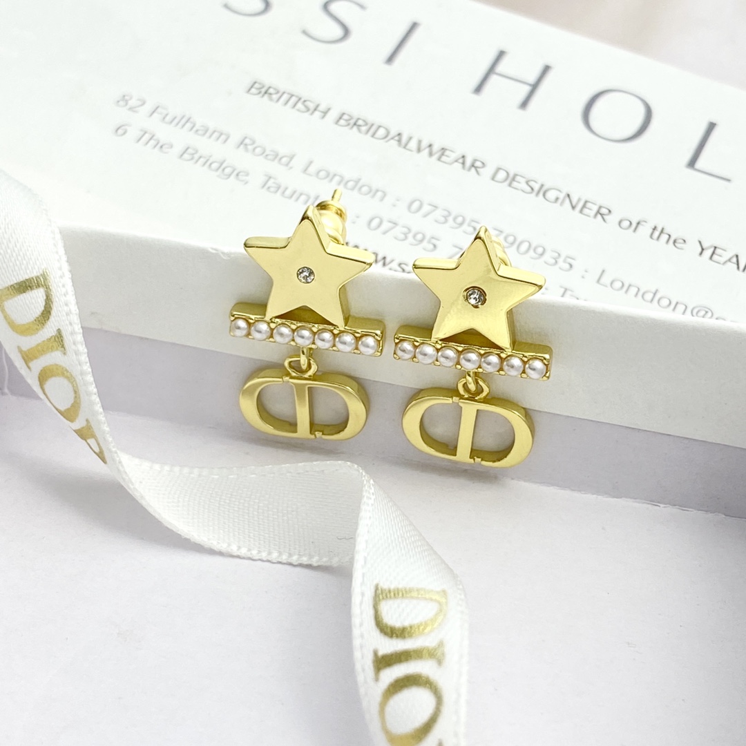CDE093 Dior star Petit CE earrings in metal gold finish and pearls - ccjewelryacc