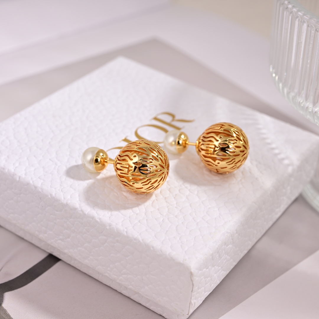 CDE087 Dior Tribales earrings in metal gold finish and pearl - ccjewelryacc