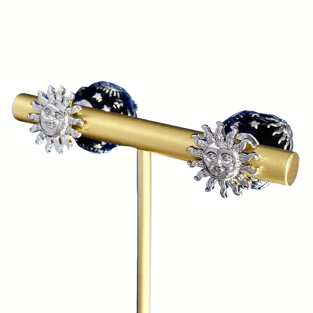 CDE222 CD Tribales Embossed Sun star pattern black enamel ball stud earrings - ccjewelryacc