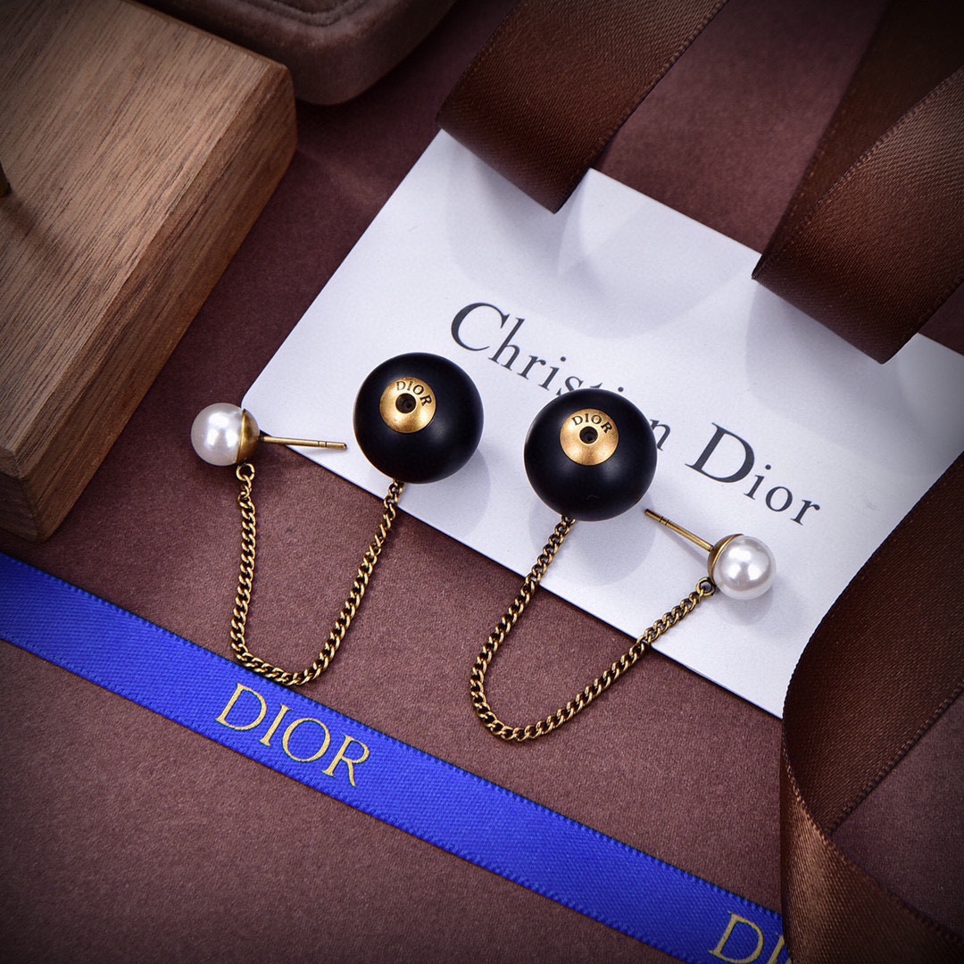 CDE110 Dior tribales earrings with Black and white pearl with chain - ccjewelryacc