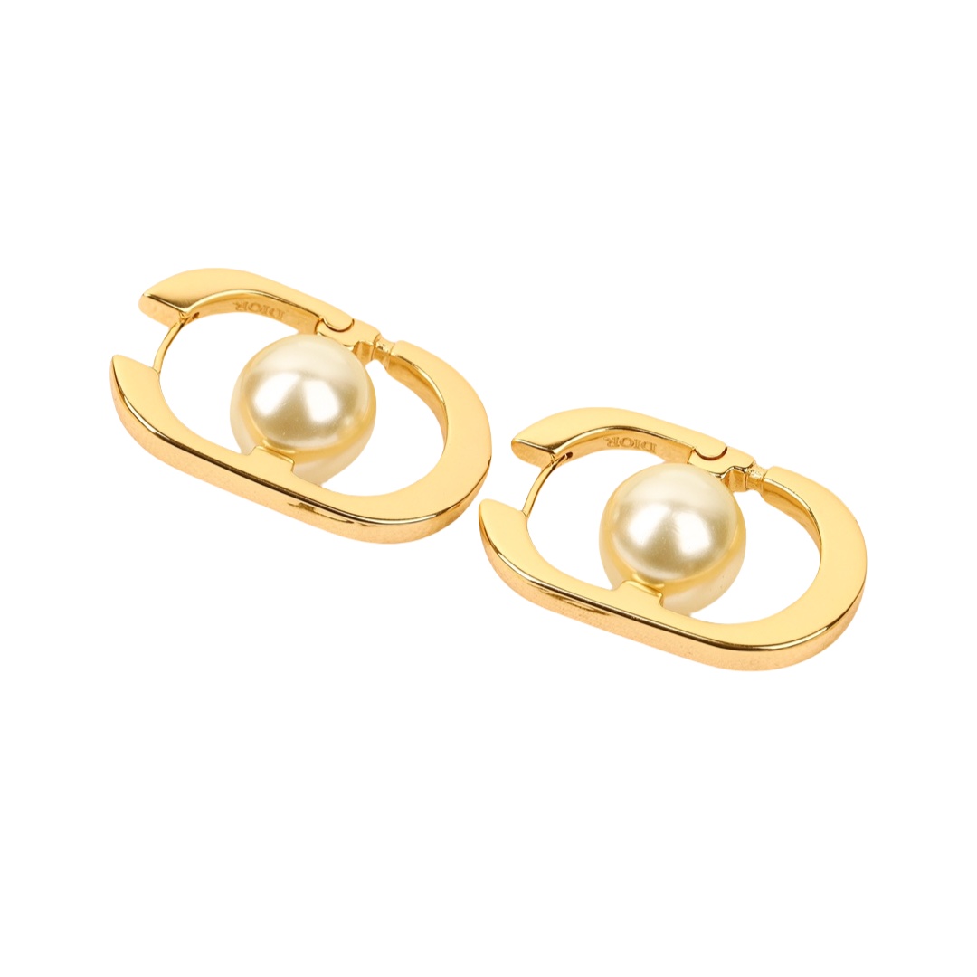 CDE240 CD And pearl hook earrings - ccjewelryacc