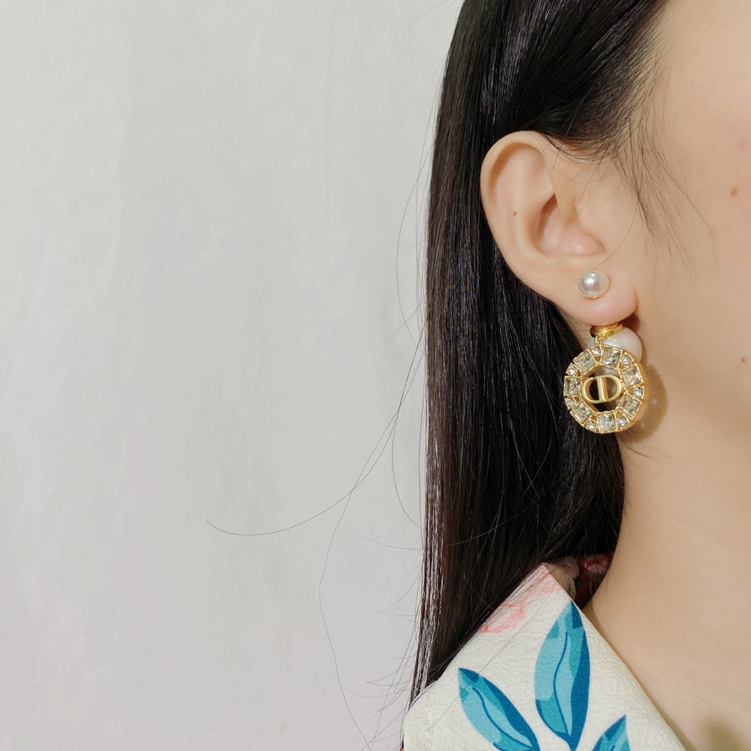 CDE133 Dior tribales earrings in metal and crystal - ccjewelryacc