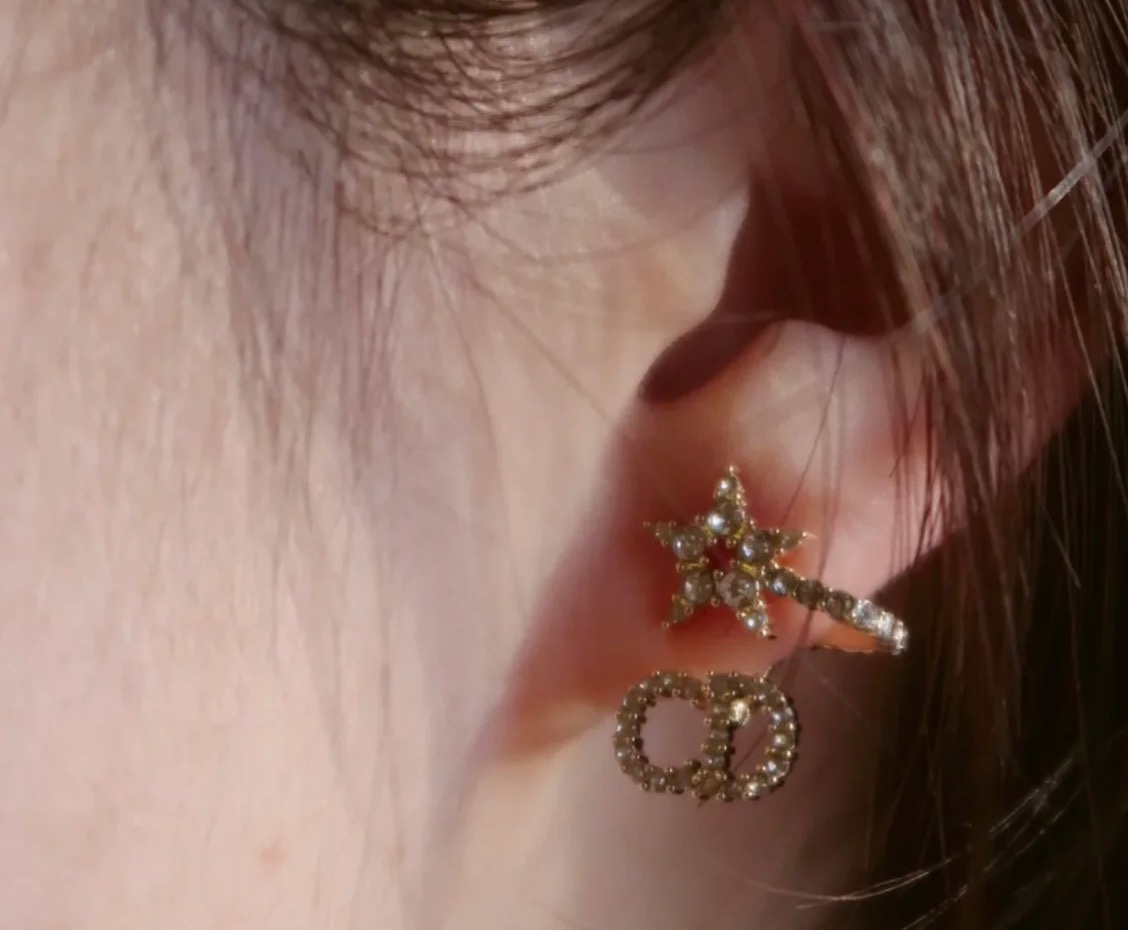 CDE174 CD Star crystal stud earrings - ccjewelryacc