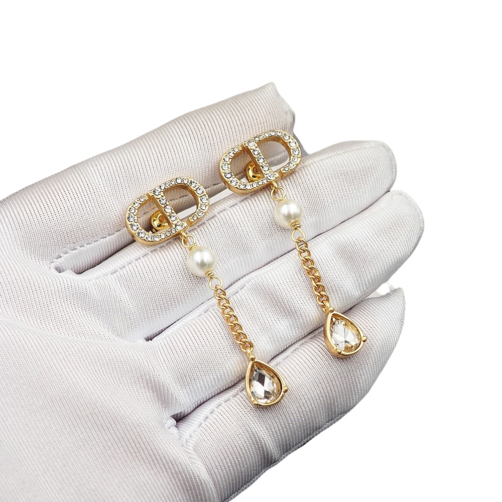 CDE141 Crystal CD Tassels stud earrings - ccjewelryacc