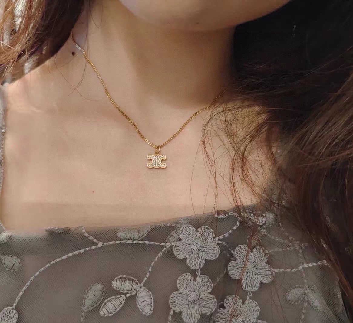 CLN009 Triomphe rhinestone pendant necklace - ccjewelryacc