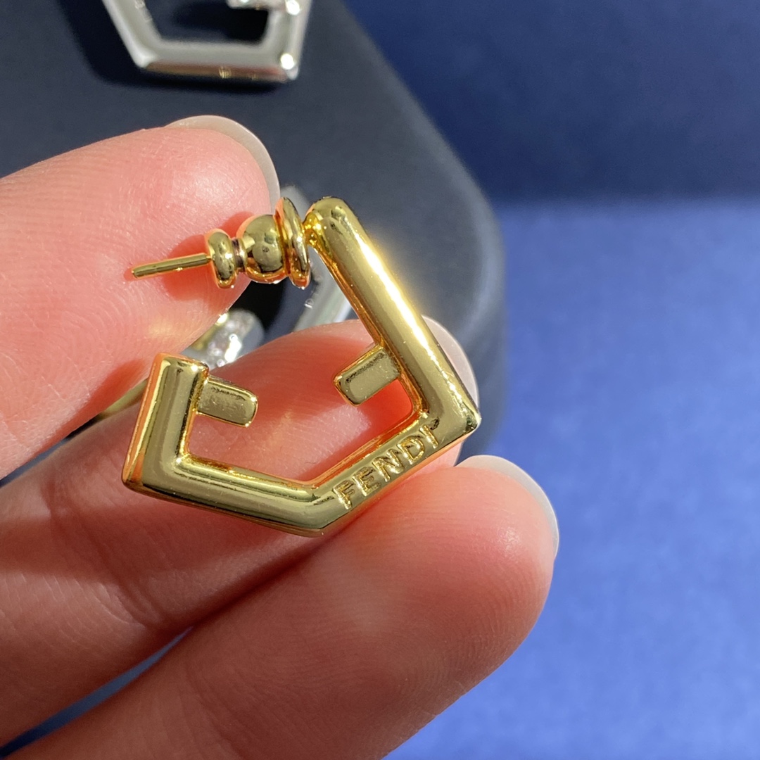 FDE011 Fendi first earring in metal and crystal - ccjewelryacc