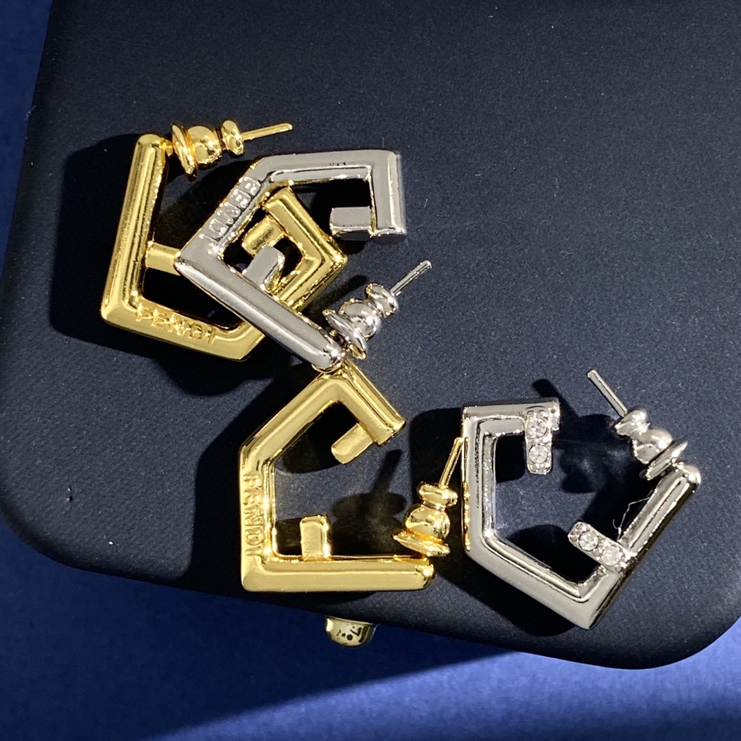 FDE011 Fendi first earring in metal and crystal - ccjewelryacc
