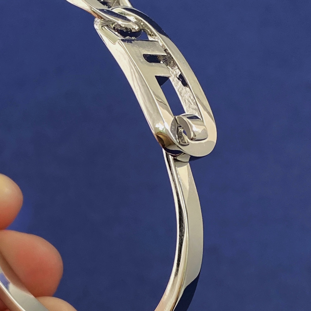 FDS006 FENDI O'Lock bracelet - ccjewelryacc