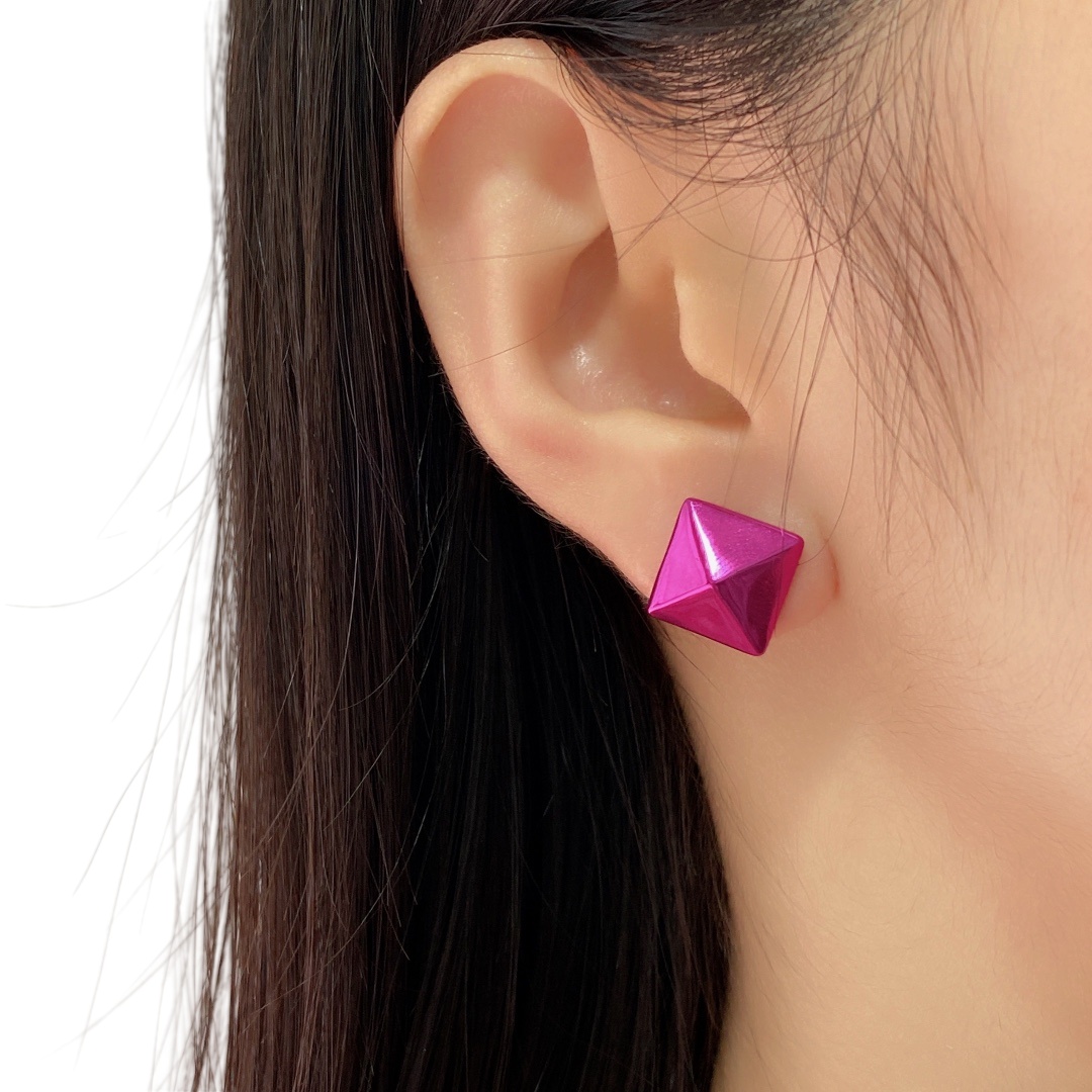 VTE012 VALENTINO GARAVANI Rockstud earrings - ccjewelryacc