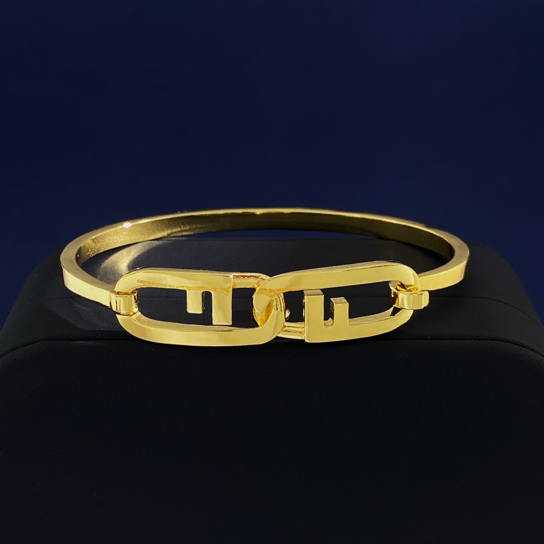 FDS006 FENDI O'Lock bracelet - ccjewelryacc