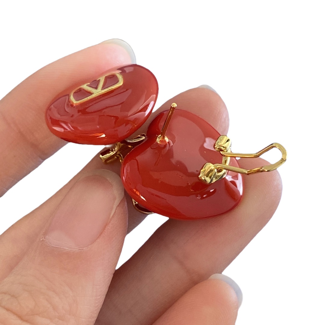 VTE011  Valentino Garavani Red heart stud earrings Clip - ccjewelryacc