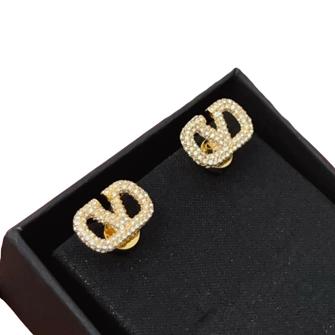 VTE009 vlogo signature earrings in metal and crystals - ccjewelryacc