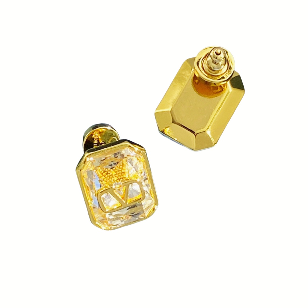 VTE044 vlogo signature metal and crystal earrings - ccjewelryacc