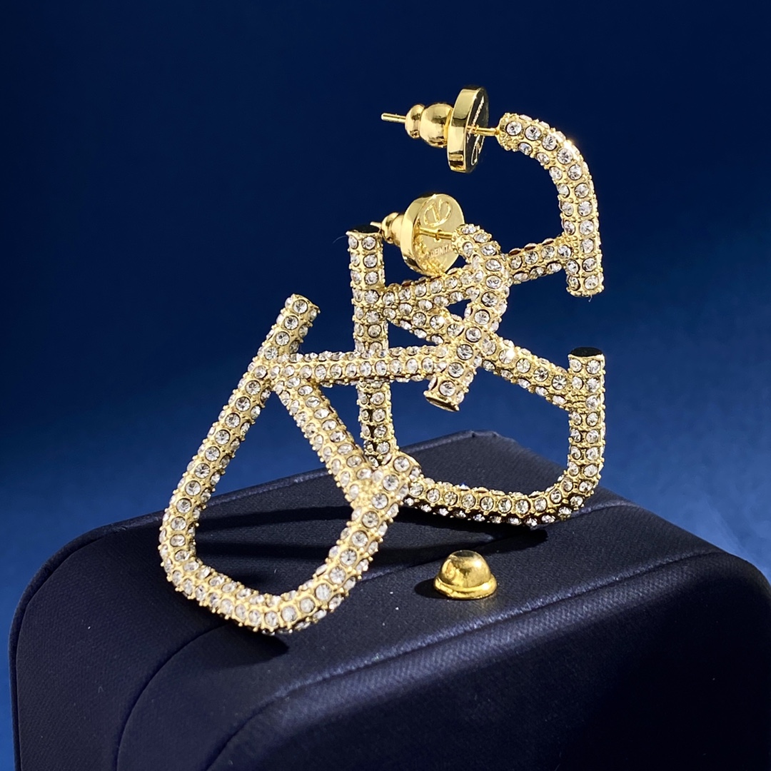 VTE022 Medium 4.5cm Valentino Garavani Gold VLogo Signature Earrings in metal and crystal - ccjewelryacc
