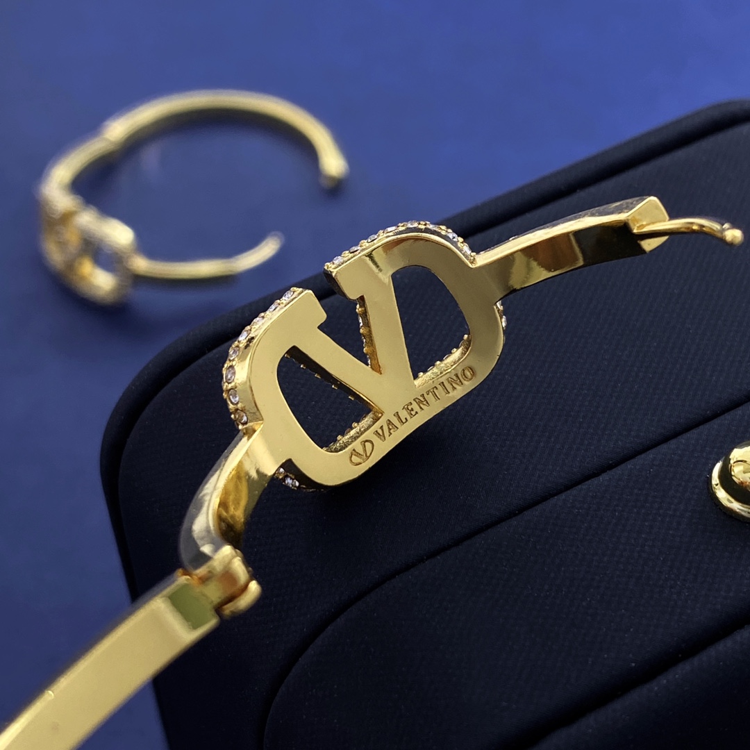 VTE018 Valentino Garavani Gold VLogo Signature Hoop Earrings - ccjewelryacc