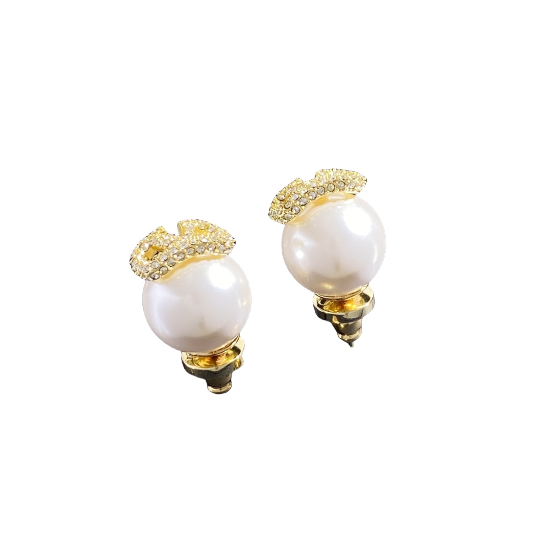 VTE077 valentino pearl stud earrings with crystal - ccjewelryacc